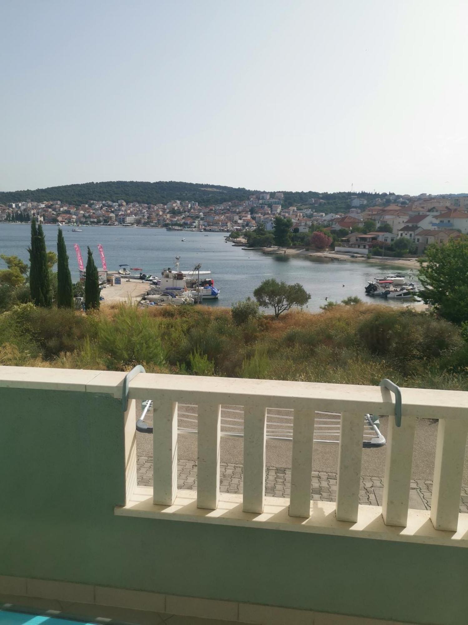 Apartment Croatika On The Beach トロギール エクステリア 写真